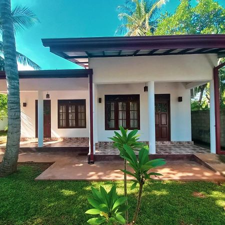 S & D Resort Anuradhapura Exteriör bild